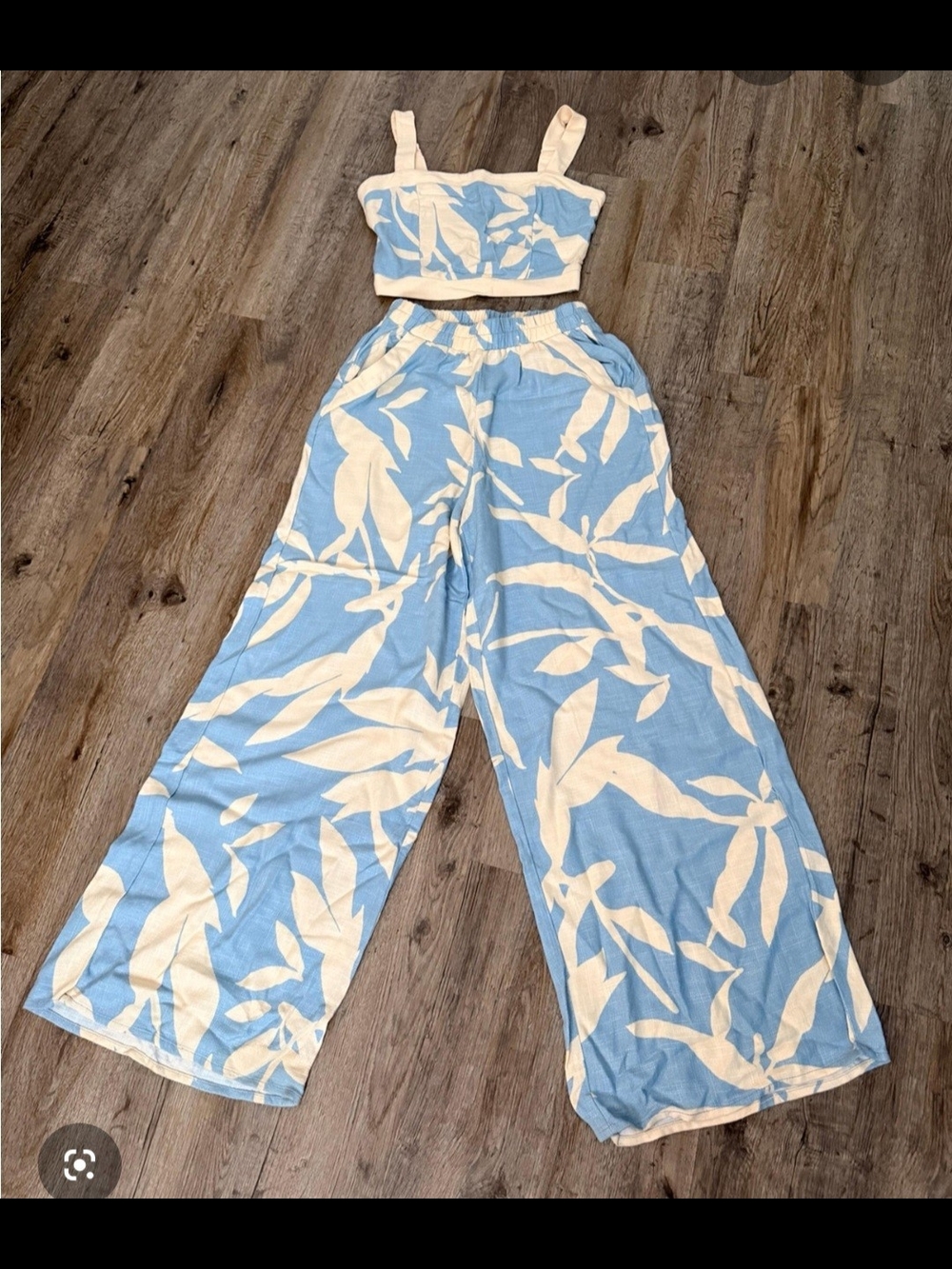 Sienna Sky Blue and White Leaf-Print Wide Leg Pants